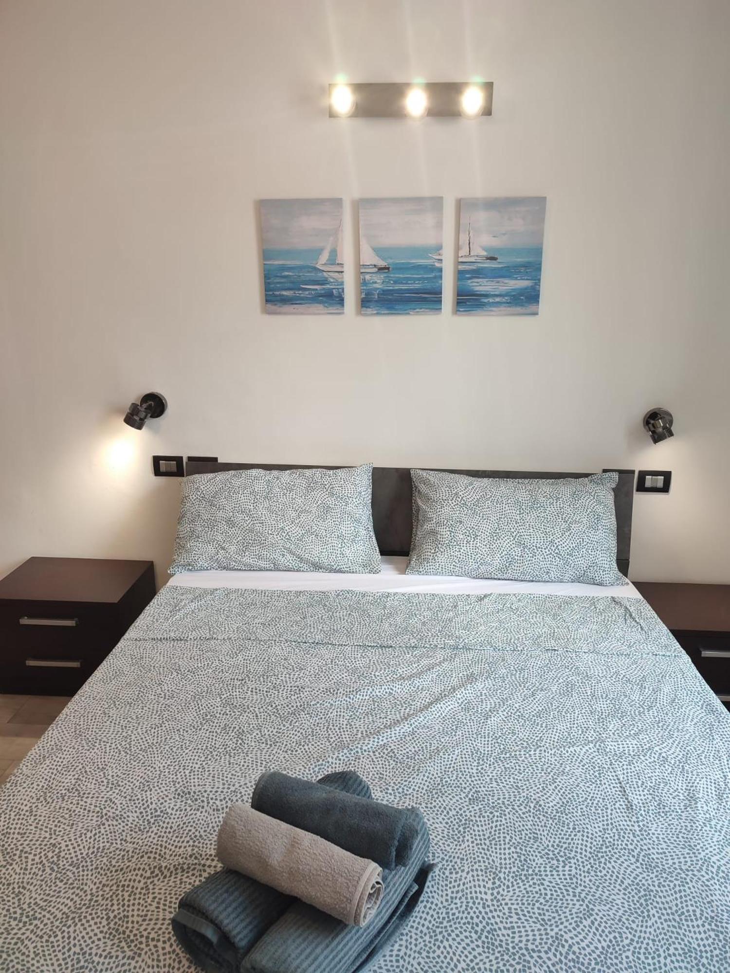 Ferienwohnung Azzurro Adriatico In Genova Est Exterior foto